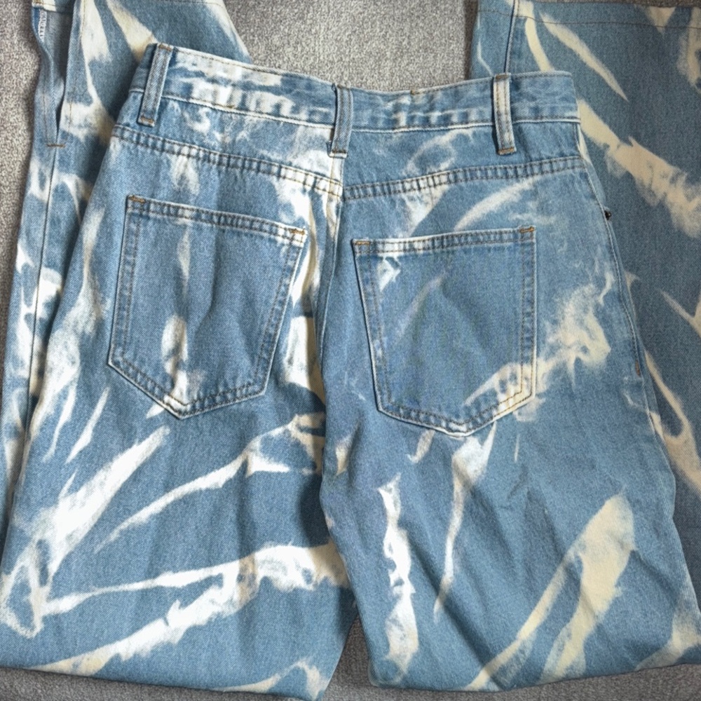 NWOT Princess Polly/Lioness Alabama Tie Dye Denim Jeans - Picture 2 of 5